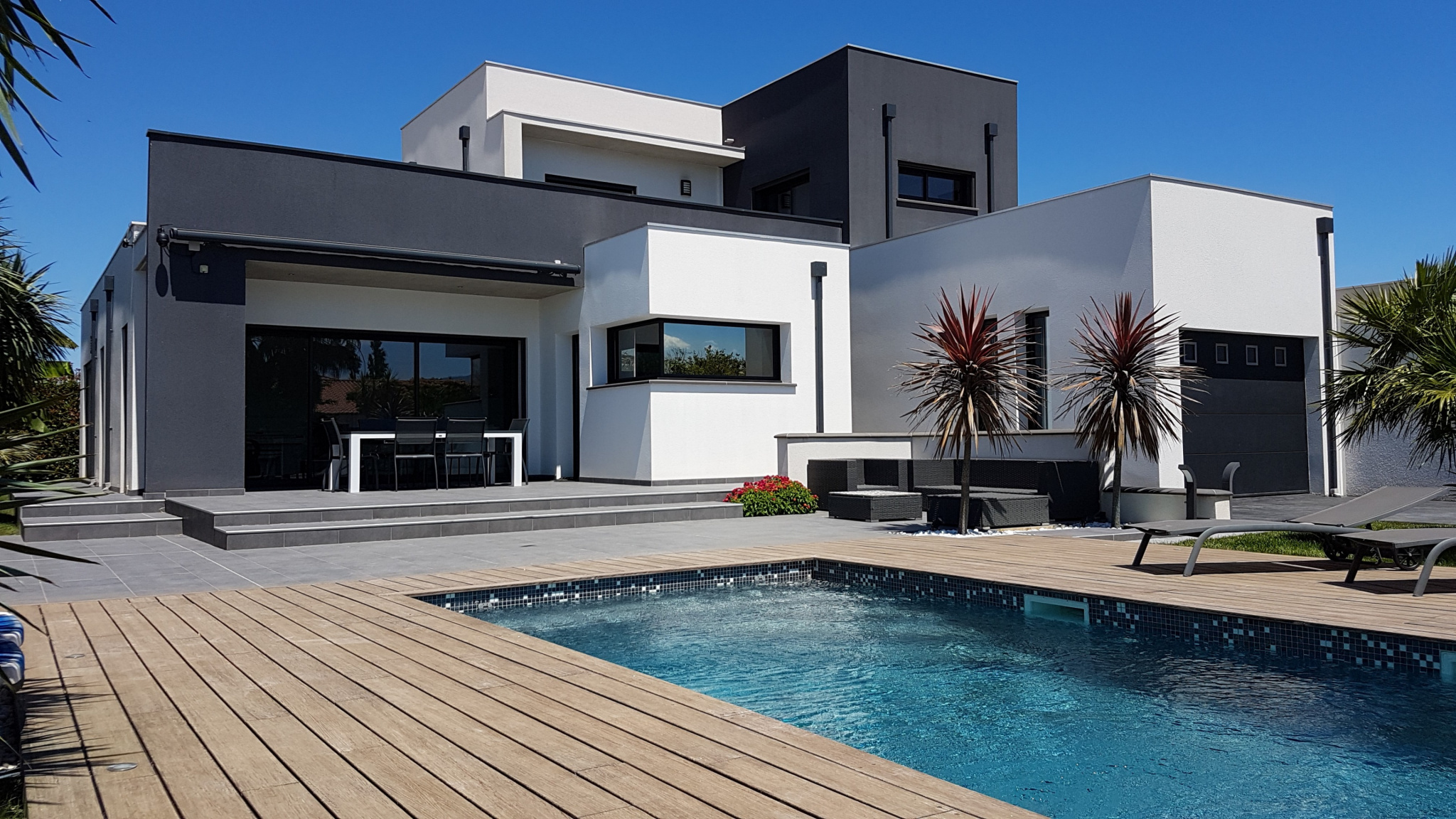 Vente MAGNIFIQUE VILLA CONTEMPORAINE